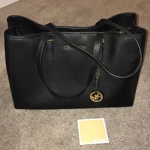 New Michael Kors Black Leather Purse